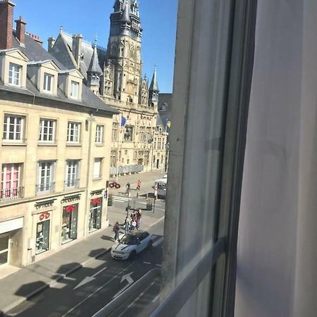 Appartement De Charme En Plein Coeur Du Centre Ville De Compiègne Eksteriør billede