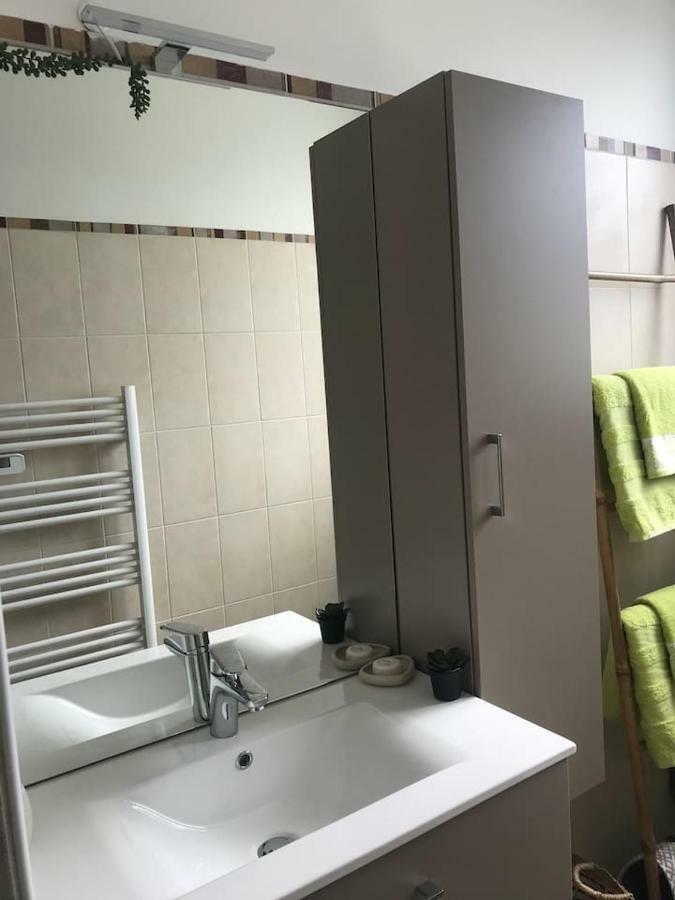 Appartement De Charme En Plein Coeur Du Centre Ville De Compiègne Eksteriør billede