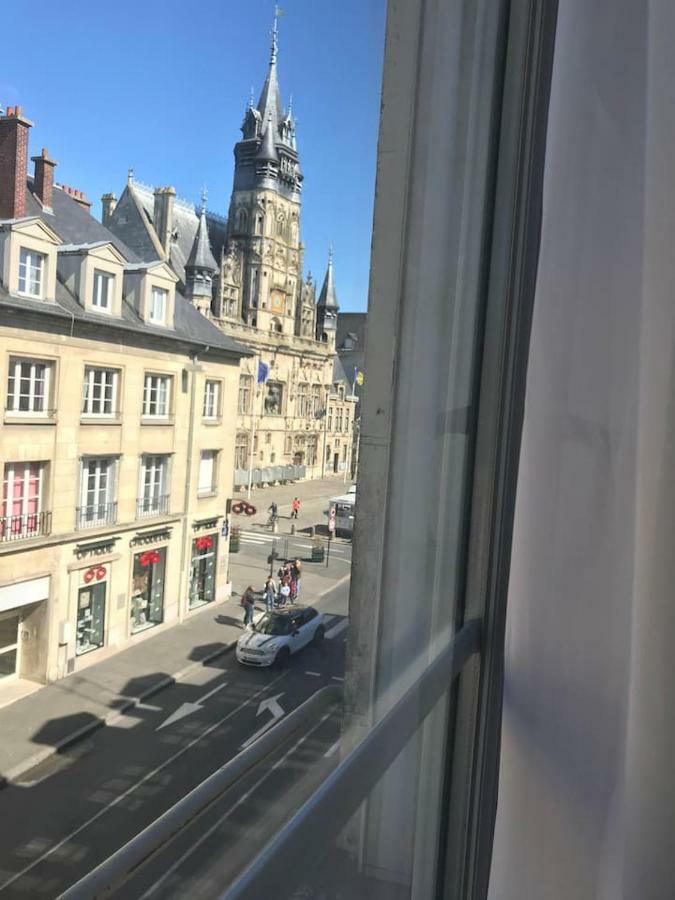 Appartement De Charme En Plein Coeur Du Centre Ville De Compiègne Eksteriør billede